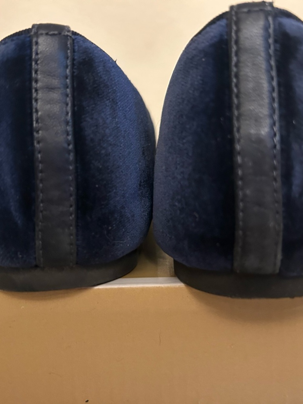 Michael Kors Blue Velvet Ballet Flats with Bow and Charm - Picture 4 of 4